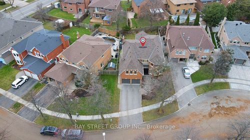 8 Mooreland Crt, Markham, ON, L3P7P8 | Card Image