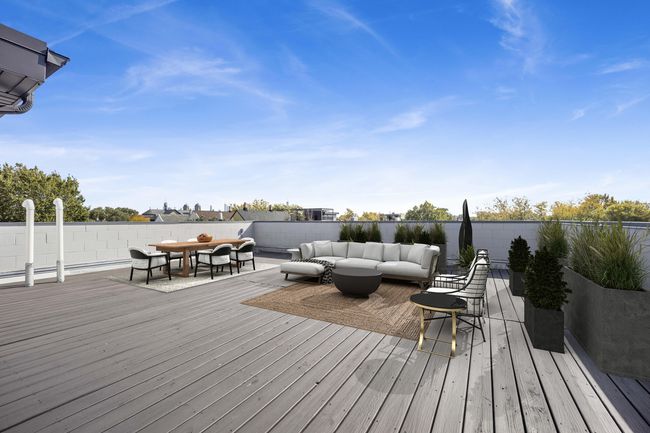 APT-3 - 2235 W Belden Ave, Condo with 3 bedrooms, 2 bathrooms and 1 parking in CHICAGO IL | Image 25