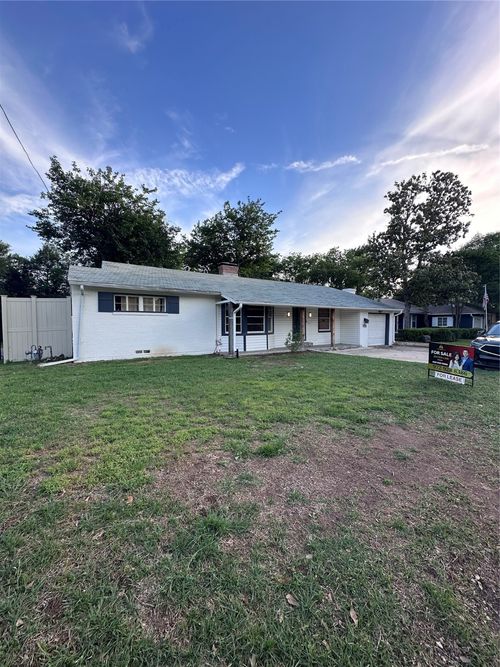 5208 W Mockingbird Ln, Dallas, TX, 75209-5305 | Card Image