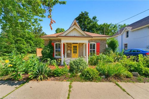 89 Dundas St, Brantford, ON, N3R1S4 | Card Image