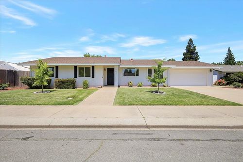 1431 Eden Way, Yuba City, CA, 95993-1723 | Card Image