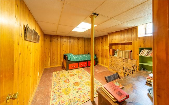 261 Hardig Rd, House other with 3 bedrooms, 2 bathrooms and 6 parking in Warwick RI | Image 42