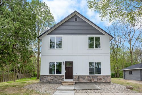 757 South St, Dayton, IN, 47941-8017 | Card Image