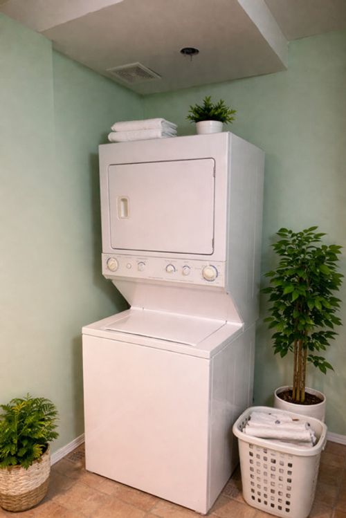 26915 N Poplar St, Wauconda, IL, 60084-2135 | Card Image