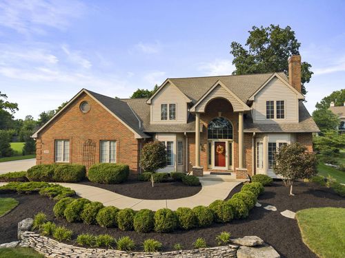 2227 Ashbury Close, Powell, OH, 43065-8605 | Card Image
