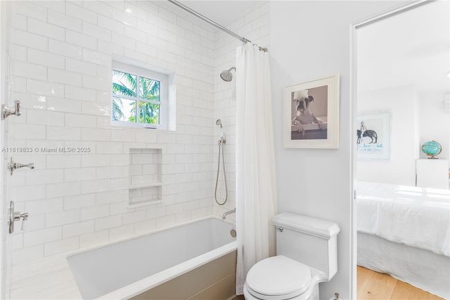1225 N Greenway Dr, House other with 5 bedrooms, 5 bathrooms and null parking in Coral Gables FL | Image 46