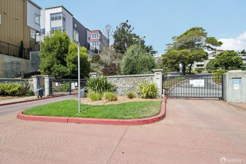 1109 Aspen Ct, San Francisco, CA, 94134-3160 | Card Image