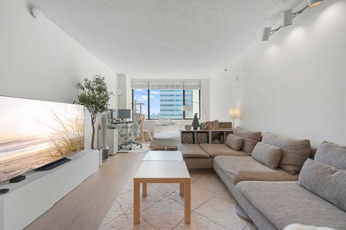 apt-1808-45 River Dr, Jersey City, NJ, 07310-3722 | Card Image