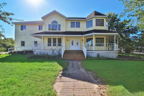 420 Wisconsin Ave Sw, Staples, MN, 56479-2150 | Card Image