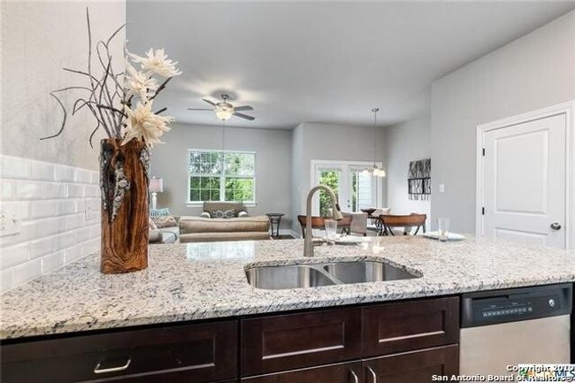UNIT-12 - 3067 View Ridge Dr, Condo with 2 bedrooms, 3 bathrooms and 2 parking in Spring Branch TX | Image 5