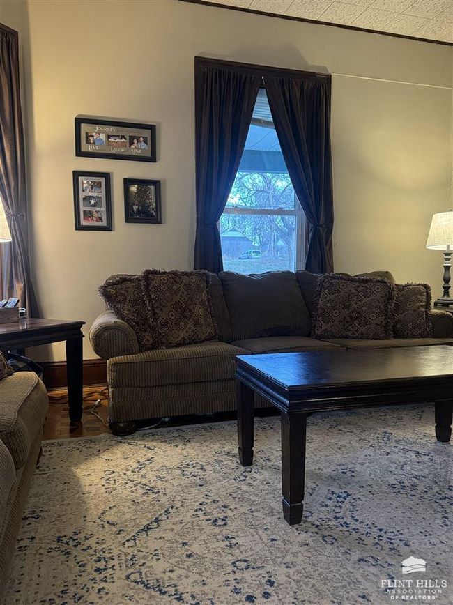 406 W 8 Th St, House other with 4 bedrooms, 2 bathrooms and null parking in Concordia KS | Image 17