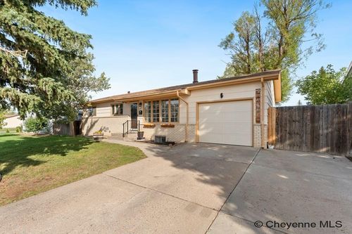 4910 E 6th St, Cheyenne, WY, 82001-6930 | Card Image