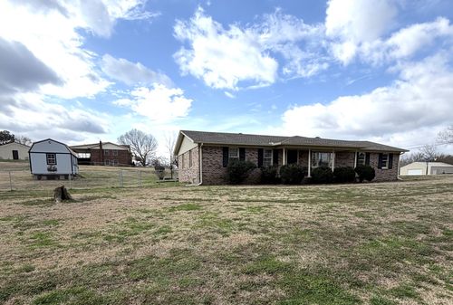 420 General Forrest Dr, Bruceton, TN, 38317-6518 | Card Image