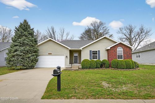 1315 Skyline Dr, Carthage, MO, 64836-2406 | Card Image