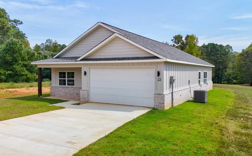 22 Deer Park Ln, Iuka, MS, 38852-1023 | Card Image