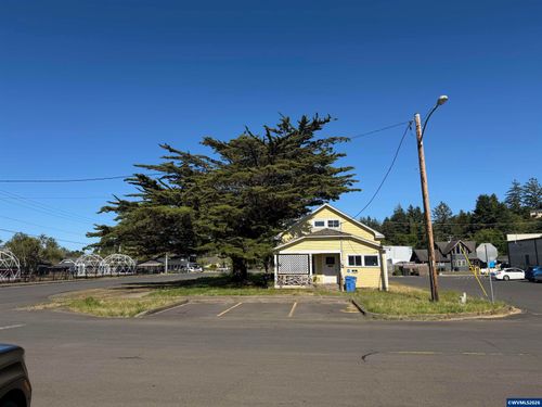 285 Nw John St, Waldport, OR, 97394-3053 | Card Image