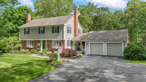 17 Stockade Rd, West Simsbury, CT, 06092-2715 | Card Image