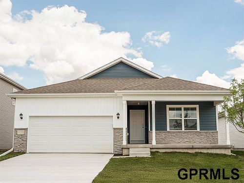 12668 S 206th St, Gretna, NE, 68028-8112 | Card Image