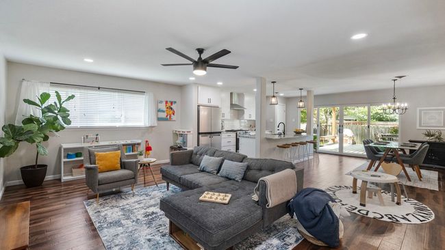 1230 Cloverdale Dr, House other with 3 bedrooms, 2 bathrooms and null parking in Richardson TX | Image 11