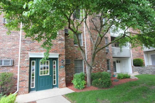 2d-4316 Shamrock Ln, McHenry, IL, 60050-3159 | Card Image