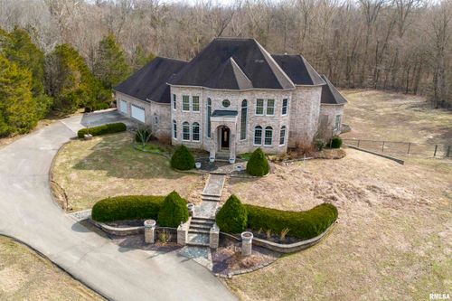 3115 W Striegel Rd, Carbondale, IL, 62901-5415 | Card Image