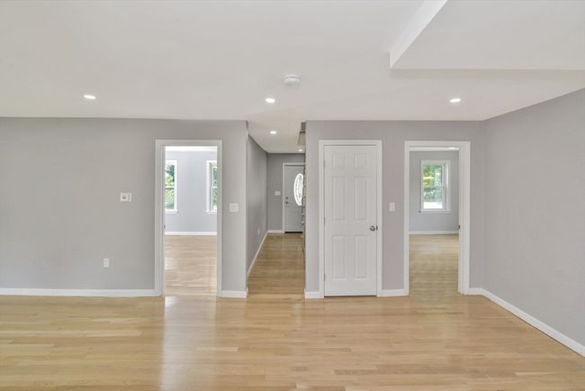 87 Summer St, House other with 4 bedrooms, 3 bathrooms and 6 parking in Abington MA | Image 14