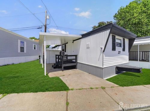 27 Freddie Ave, Avenel, NJ, 07001-1906 | Card Image