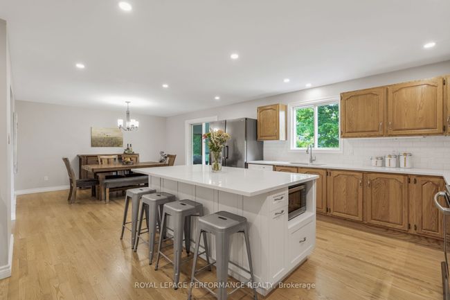 4593 Boundary Rd, House other with 3 bedrooms, 2 bathrooms and 6 parking in Carlsbad Springs ON | Image 6