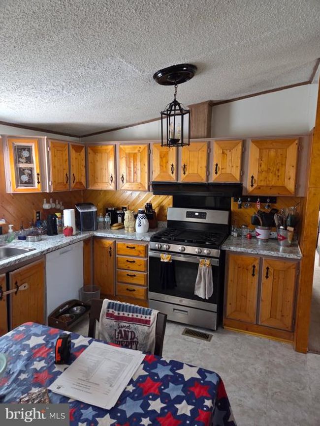 4 N View Dr, House other with 3 bedrooms, 2 bathrooms and null parking in CARLISLE PA | Image 26