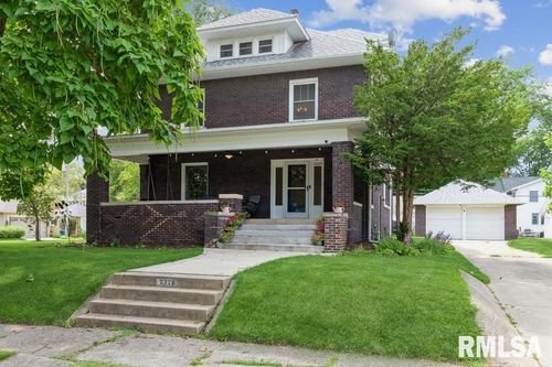 2329 13th St, Moline, IL, 61265-4713 | Card Image
