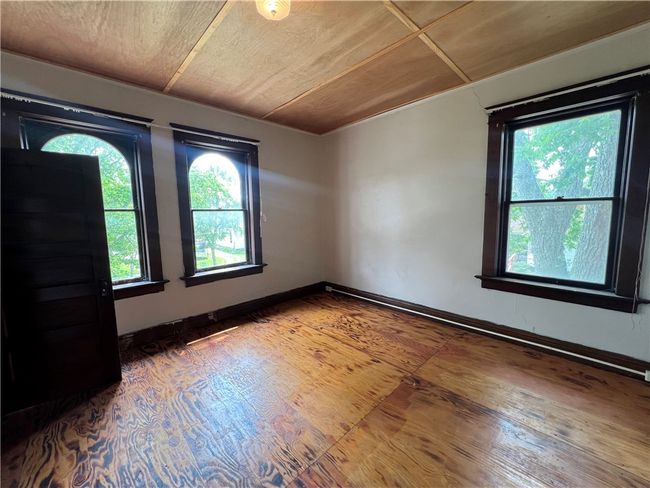 323 N Olive St, House other with 4 bedrooms, 3 bathrooms and null parking in Saint Elmo IL | Image 13