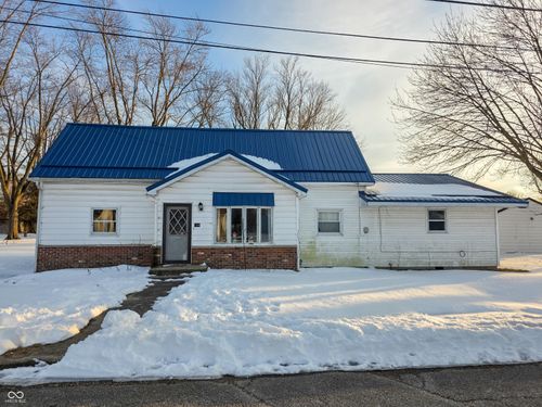 306 W Hubert St, Oaktown, IN, 47561-8803 | Card Image