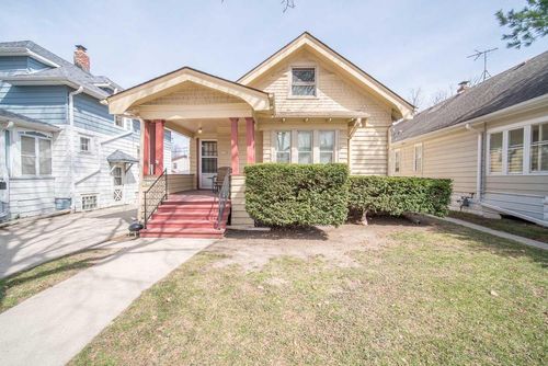 2174r-2176r-2172 S 84th Street, WEST ALLIS, WI, 53227 | Card Image