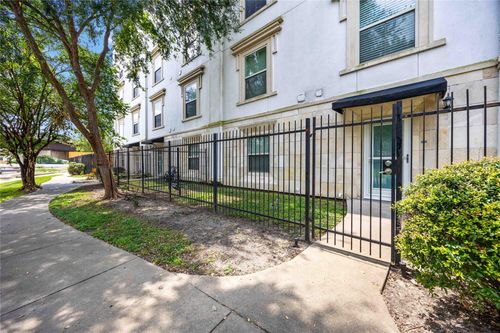 apt-3-3501 Chenevert St, Houston, TX, 77004-4199 | Card Image