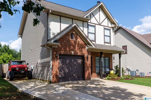 3136 Pinecreek Loop, BESSEMER, AL, 35022-4977 | Card Image