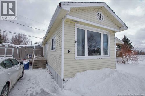 8 Third St, Lakeville-Westmorland, NB, E1H1K7 | Card Image
