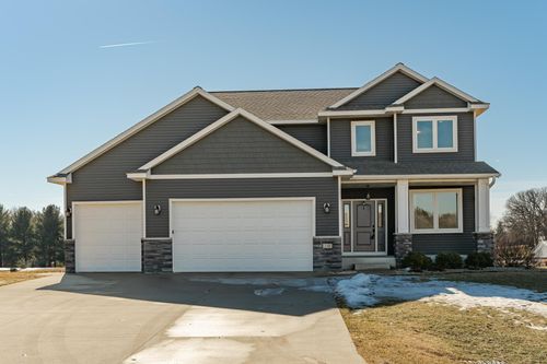 330 5th St Se, Oronoco, MN, 55960-2608 | Card Image