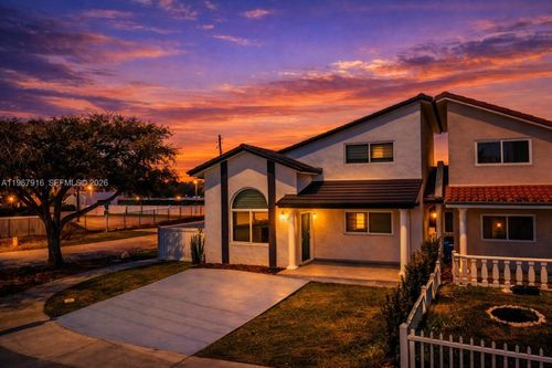 7893 Sw 9th Ter, Miami, FL, 33144-4267 | Card Image