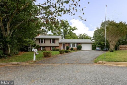 5 Wickham Ct, FREDERICKSBURG, VA, 22405-2852 | Card Image