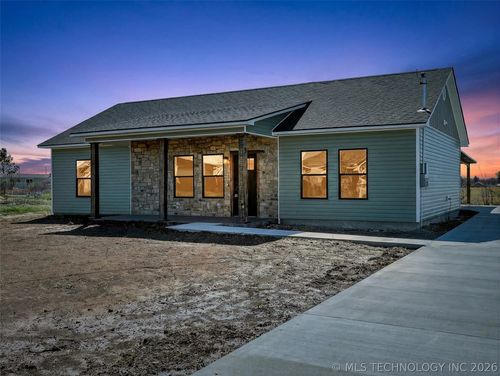 1110 Sequoyah, Spiro, OK, 74959-5006 | Card Image