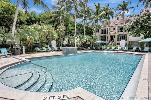 206-5880 W Sample Rd, Coral Springs, FL, 33067-3247 | Card Image
