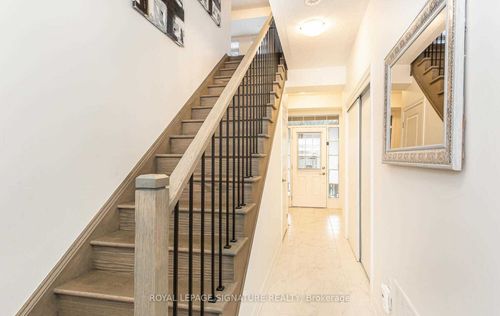 1186 Restivo Lane, Milton, ON, L9E1N8 | Card Image