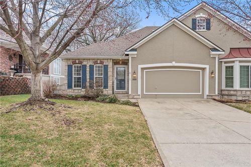3702 S Bolger Ct, Independence, MO, 64055-3970 | Card Image