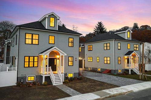 1-12 Sylvan St, Melrose, MA, 02176-5237 | Card Image