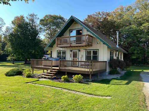 1667 Hortonville Rd, Mount Holly, VT, 05758-9589 | Card Image