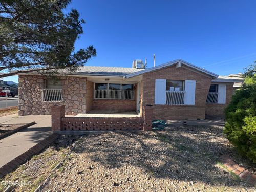 5601 Fairbanks Dr, El Paso, TX, 79924-4109 | Card Image