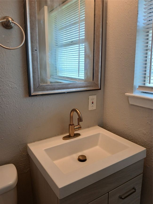 3422 Judge Dupree Dr, House other with 3 bedrooms, 2 bathrooms and null parking in Dallas TX | Image 24