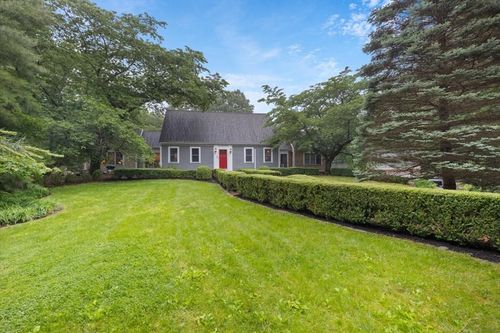 6 Popes Ln, Hingham, MA, 02043-2902 | Card Image