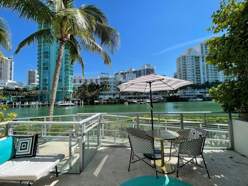 apt-103-6101 Aqua Ave, Miami Beach, FL, 33141-5873 | Card Image