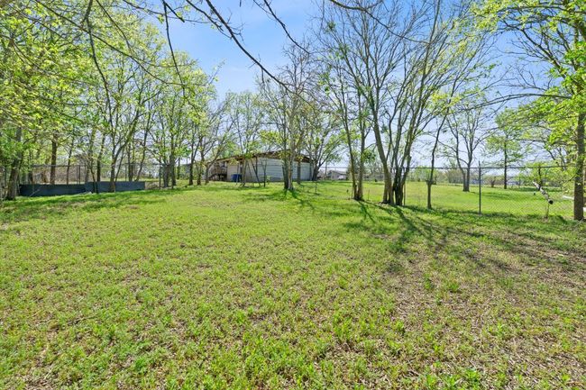 405 E Browning St, House other with 4 bedrooms, 2 bathrooms and 2 parking in Manor TX | Image 10